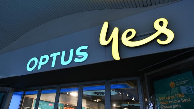 Optus in government's sights as parliament returns