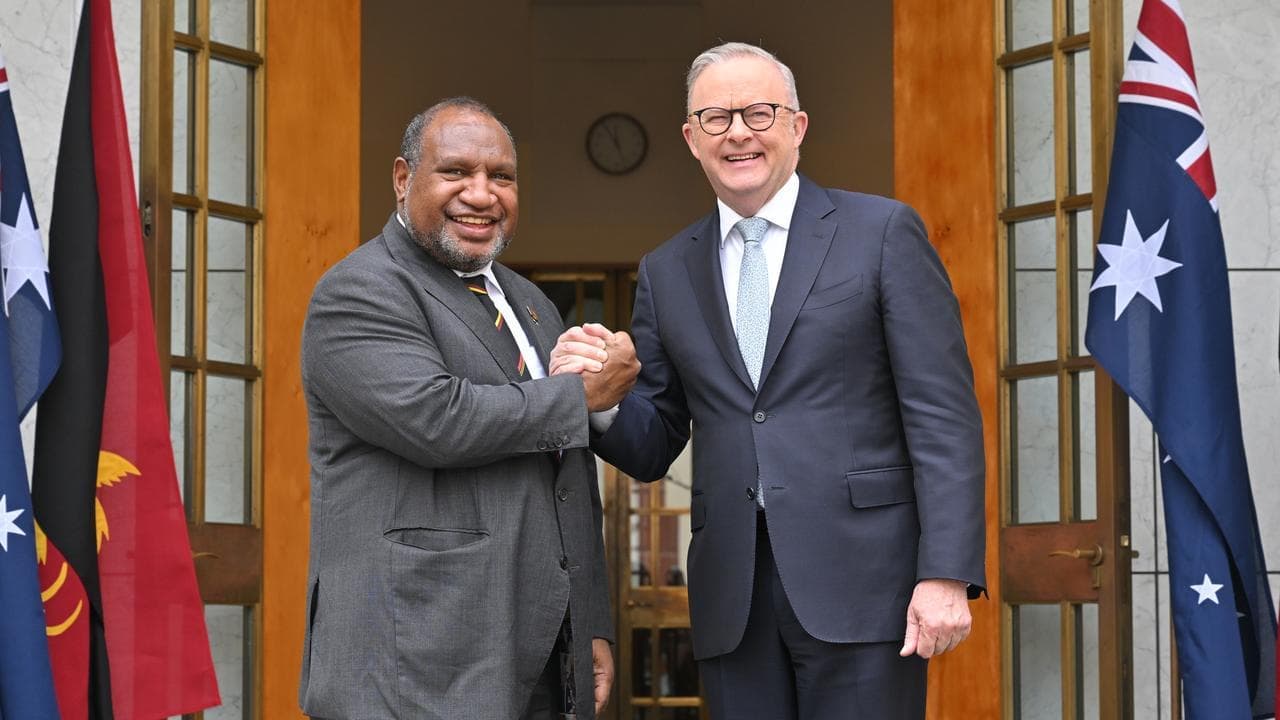 Australia gets PNG 'pukpuk' defence pact over the line