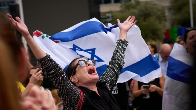 Joy in Israel and Gaza after ceasefire announced