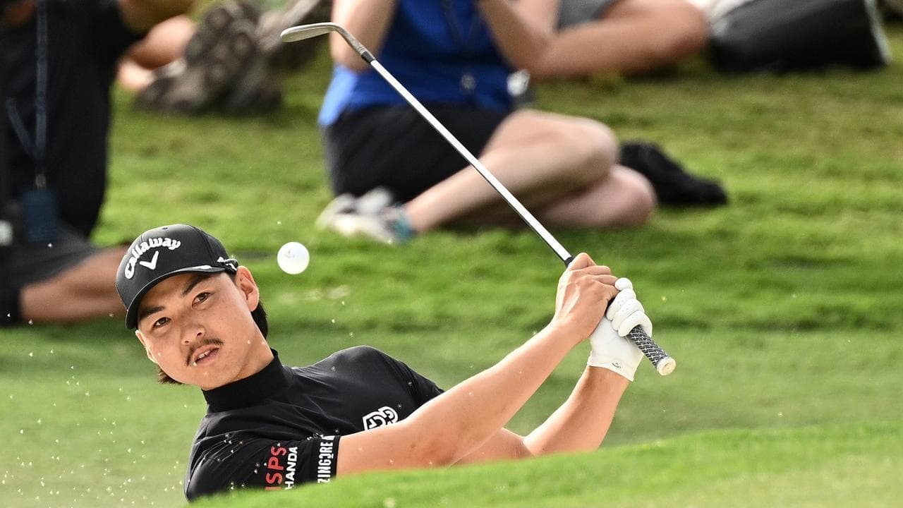 Lee looms large as Americans share lead in Yokohama