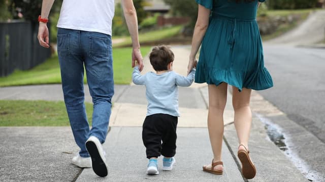 Fertility rate hits record low as parents' ages climb