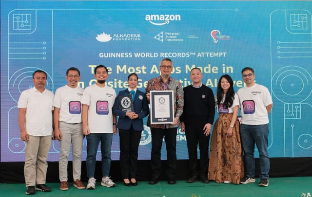 Amazon sets new GUINNESS WORLD RECORDS® for Gen AI Apps with schools in West Java