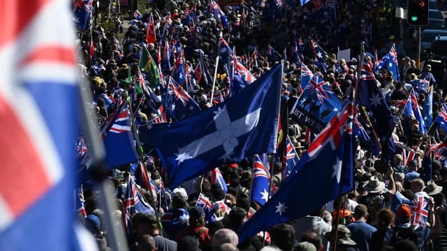 False citizenship claims promote anti-immigration rally