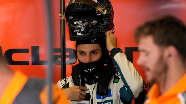 Piastri's horror day as Verstappen tightens title race