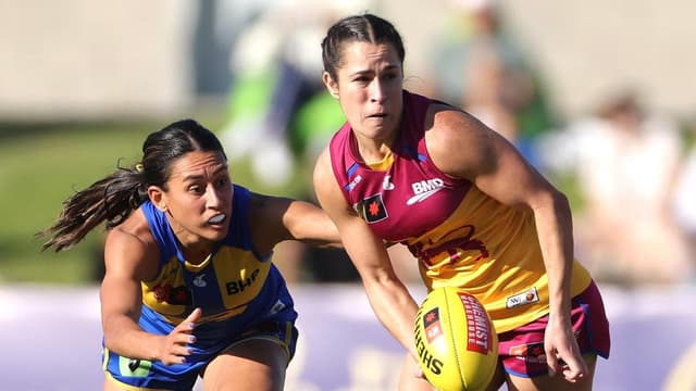 Lions shrug off key AFLW injuries to belt Bombers