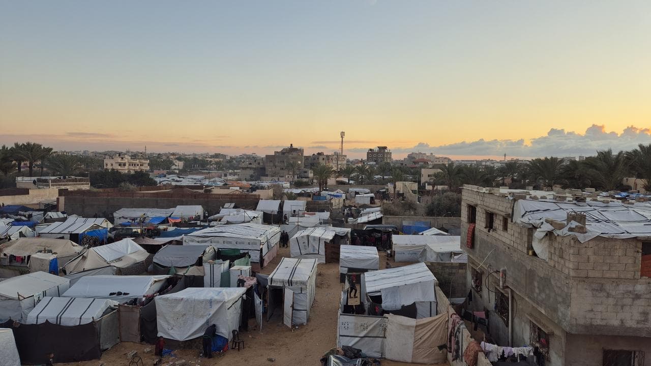 Gaza in a 'race against time,' Australian doctors say