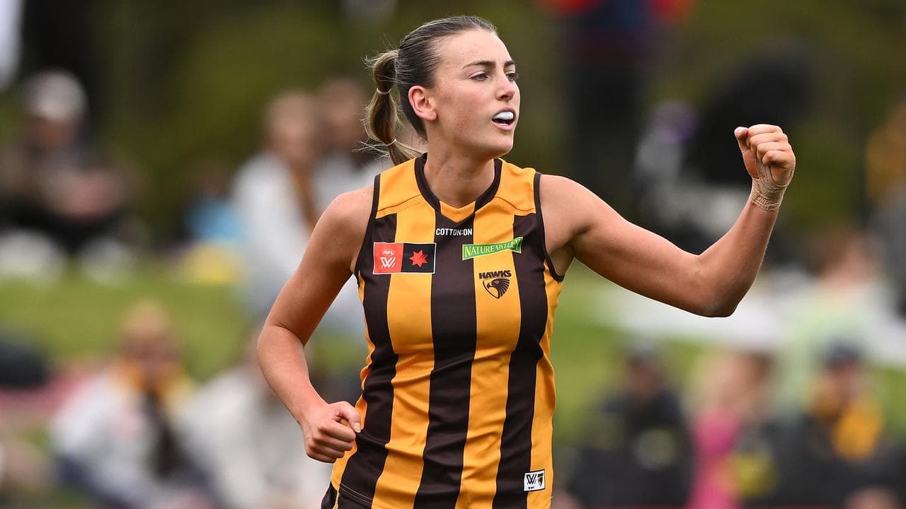 Pluck of the Irish helps Hawks hammer hapless Bombers