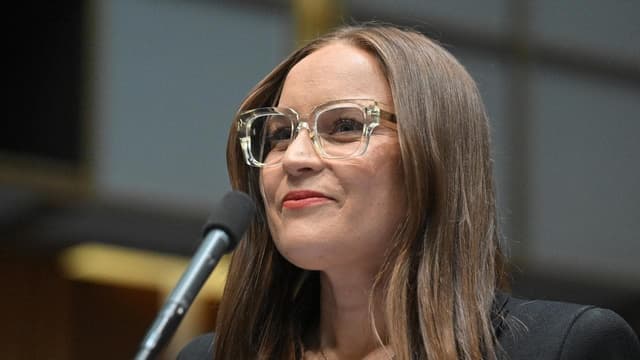 Ivory tower MPs told to be authentic or be ignored