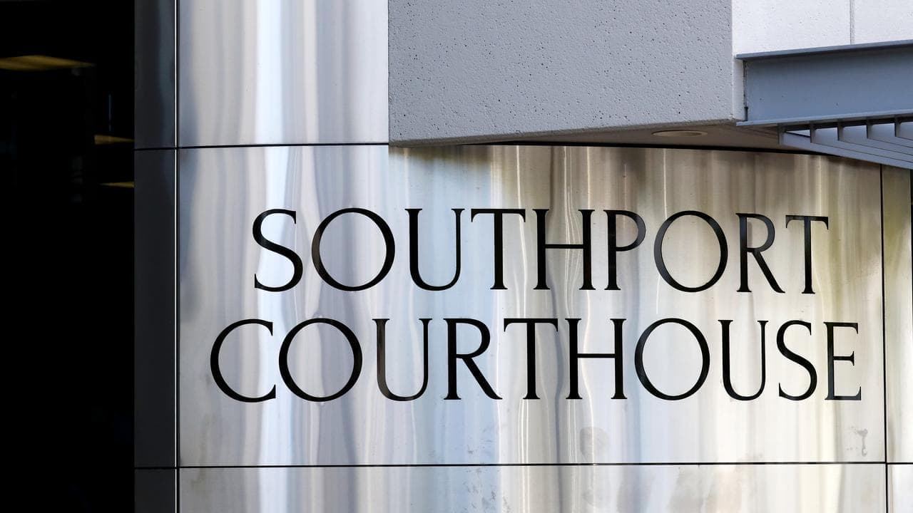 Dad 'trying to protect children' before fatal crash