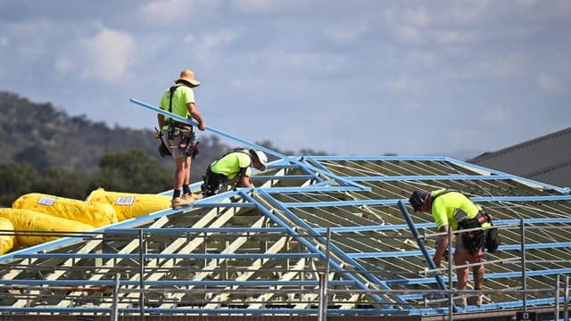 Record loss of outdoor work hours due to heat: report
