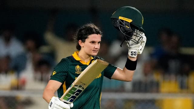 Wolvaardt, Kapp magic powers Proteas to World Cup final