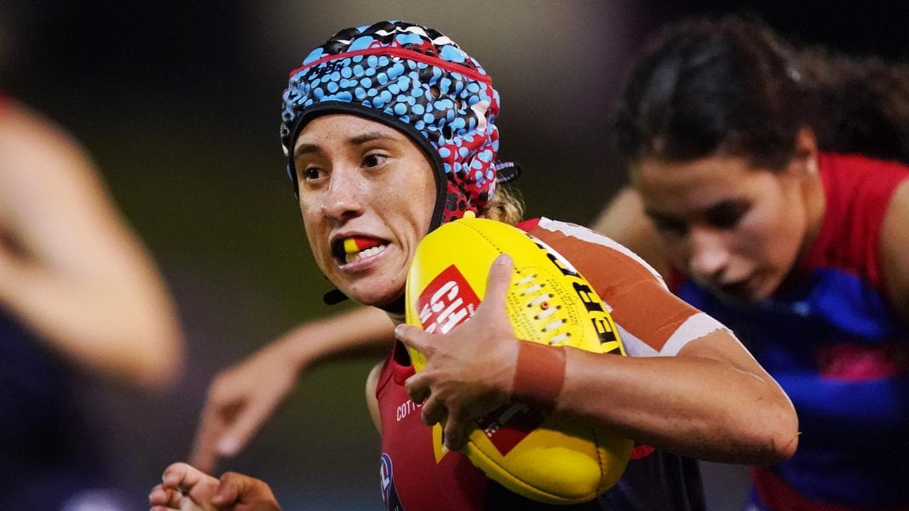 AFLW trailblazer out to find future Indigenous stars