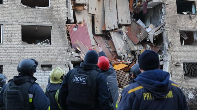 Russia launches massive strike on Ukraine energy grid