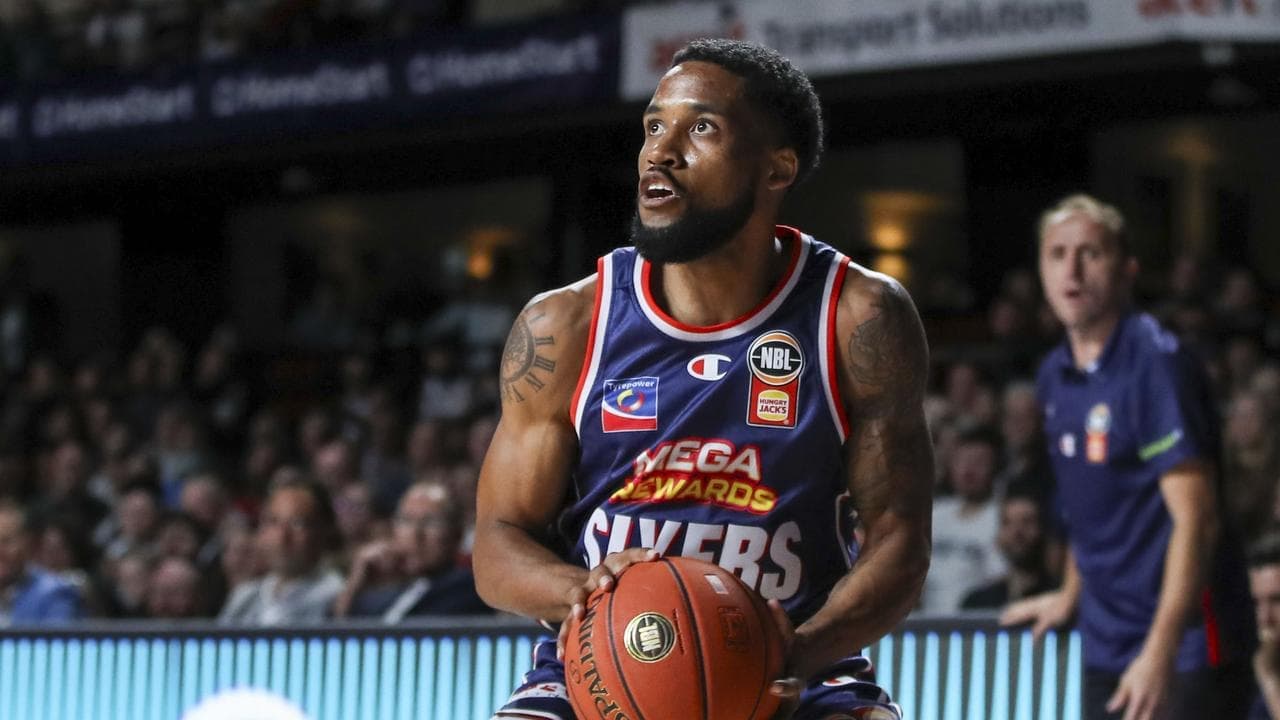 Late free-throw drama as 36ers edge out Hawks