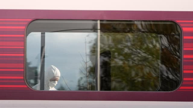 UK police say lone attacker carried out train stabbings