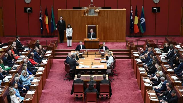Labor backs down on crony secrecy after losing control