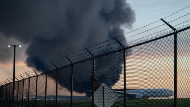 Engine fell off cargo plane before crash that killed 12