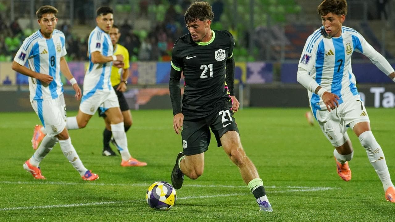 Teenager, key names among big Socceroos squad changes