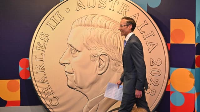 No truth behind claim that dollar move was unlawful