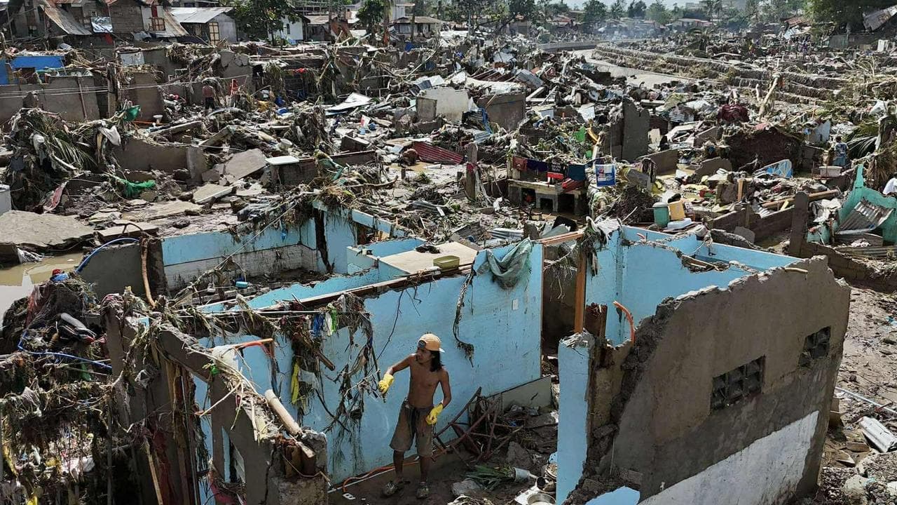 Kalmaegi toll at 204 as new typhoon nears Philippines