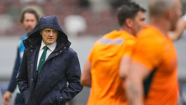 Ugly Italian job puts heat on Wallabies coach Schmidt