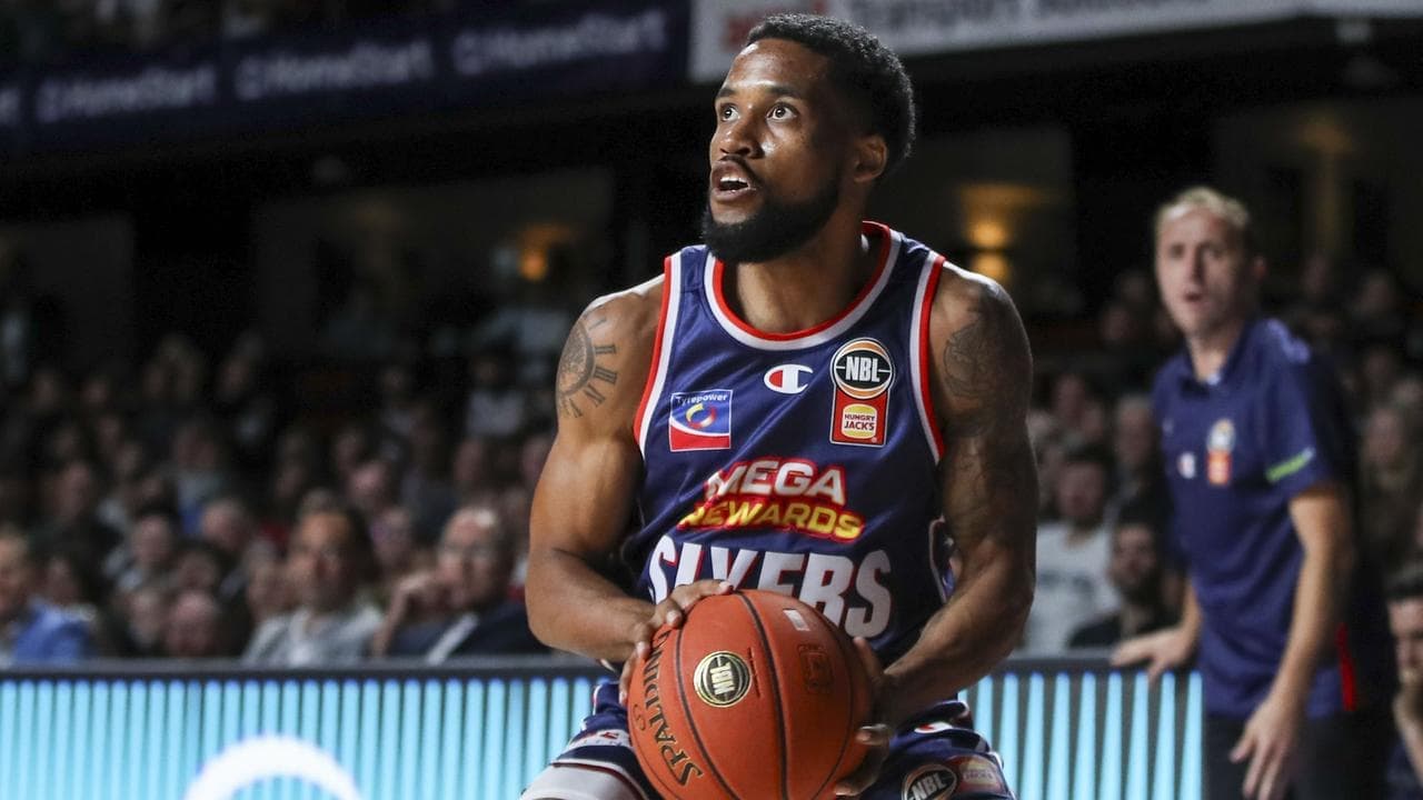 Wildcats storm home to sink Cotton's Sixers
