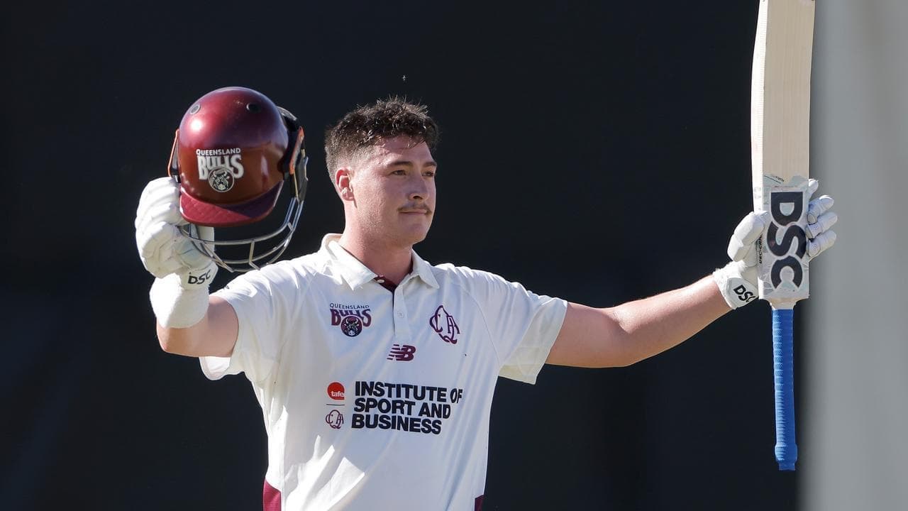 Renshaw plunders century, Green returns to bowling