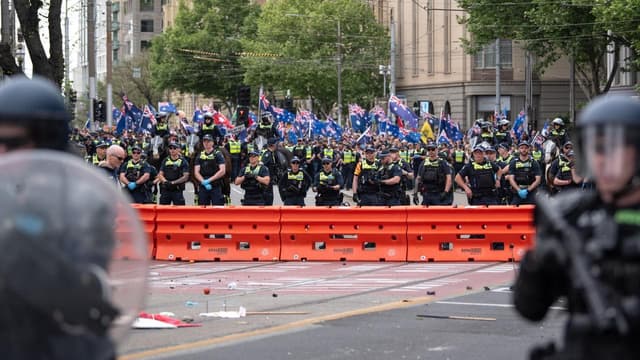 Supporters of neo-Nazi party to be 'exposed as racists'