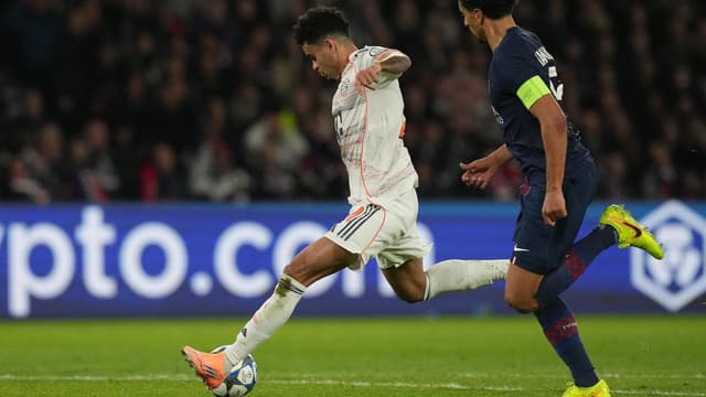 Containing superstar a perfect challenge for Socceroos