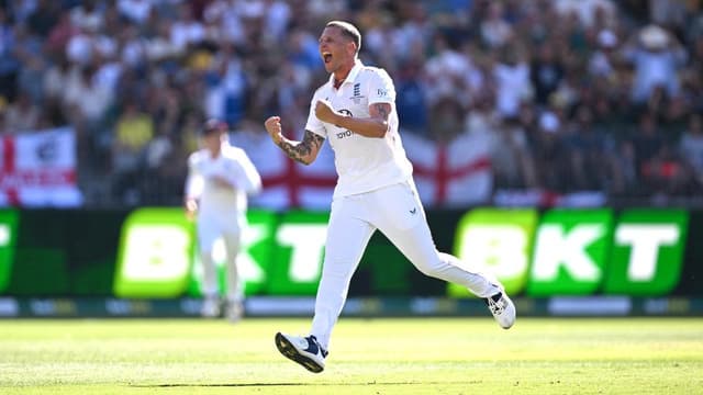 England go for the jugular as pace aces wreak havoc