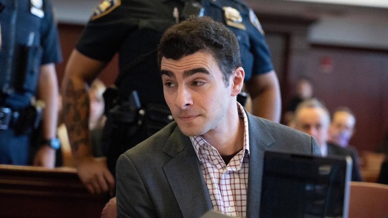 Alleged CEO killer Mangione 'spoke of 3D-printed gun'