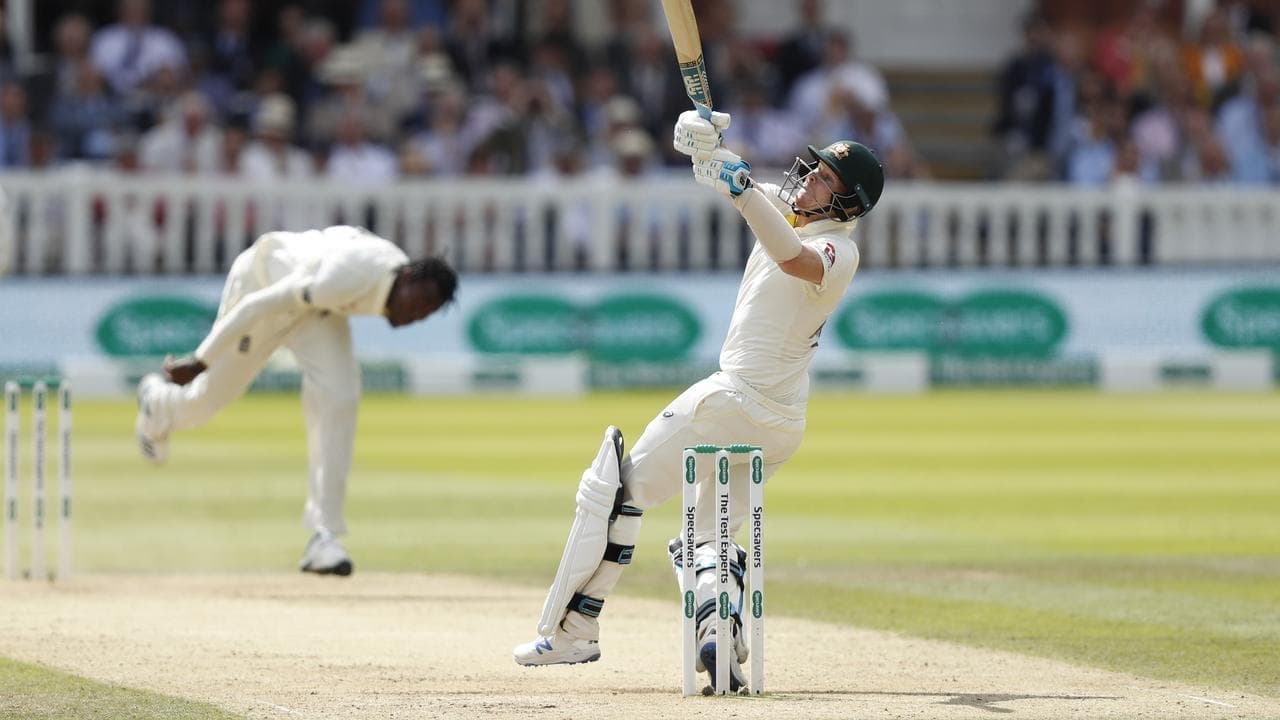 Unwanted history looms for Archer against Smith