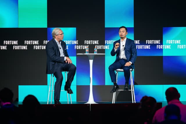 AGIBOT Makes Debut at Fortune Event with Full-Size Humanoid Robot AGIBOT A2 as Special Guest