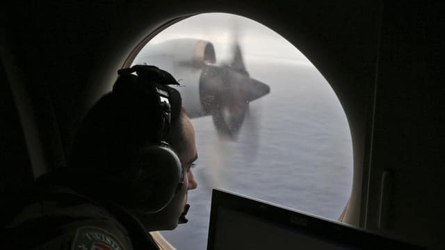 Deep-sea search for MH370 to resume on December 30