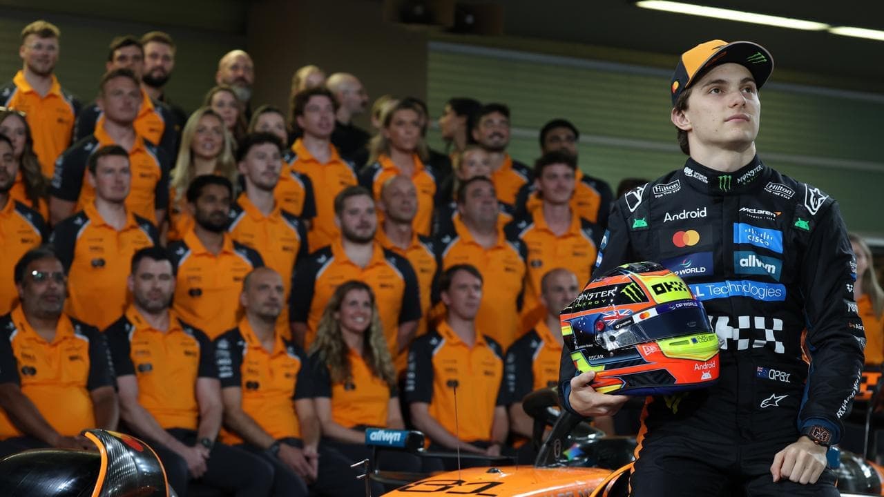 'Bring it home for everyone': Oscar clings on to dream