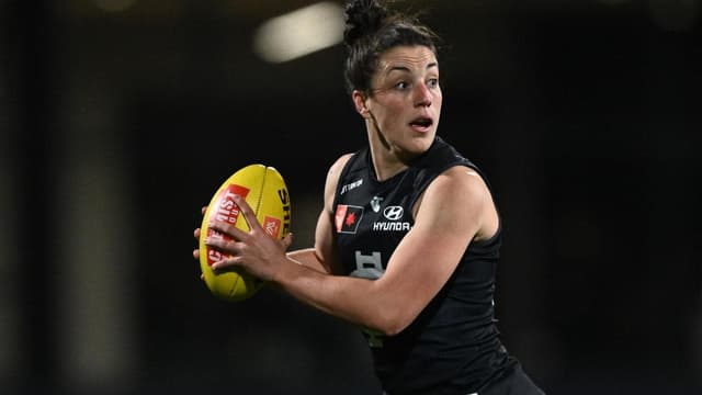 Carlton make brutal call on former AFLW captain