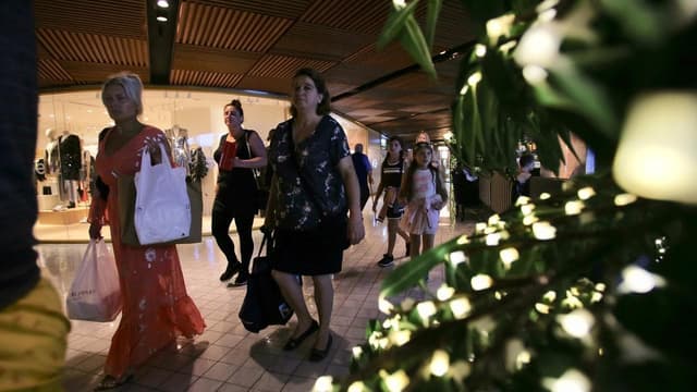 Rate rise flagged as RBA does a Grinch with no Xmas cut