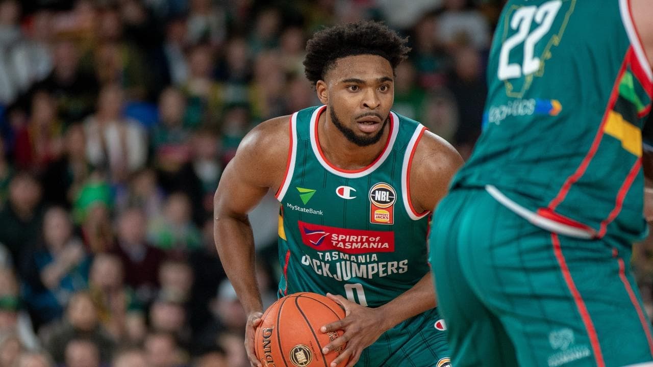 Rejuvenated JackJumpers squeeze life out of Snakes