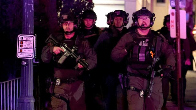 Manhunt after two shot dead at Ivy League university