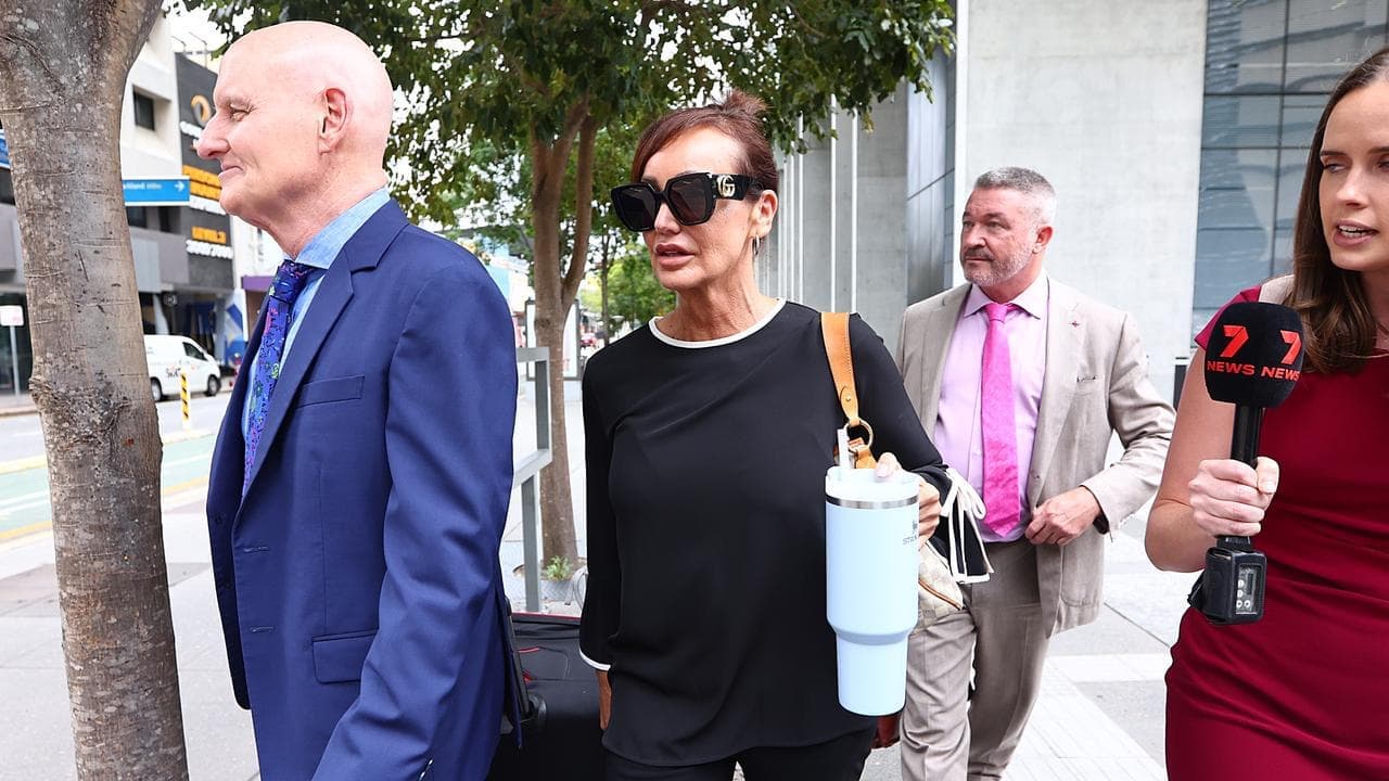 Dance teacher 'betrayed' teen with cocaine offer in pub