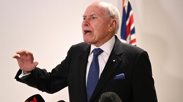 Disinformation pages shift focus to John Howard in Bondi attack aftermath