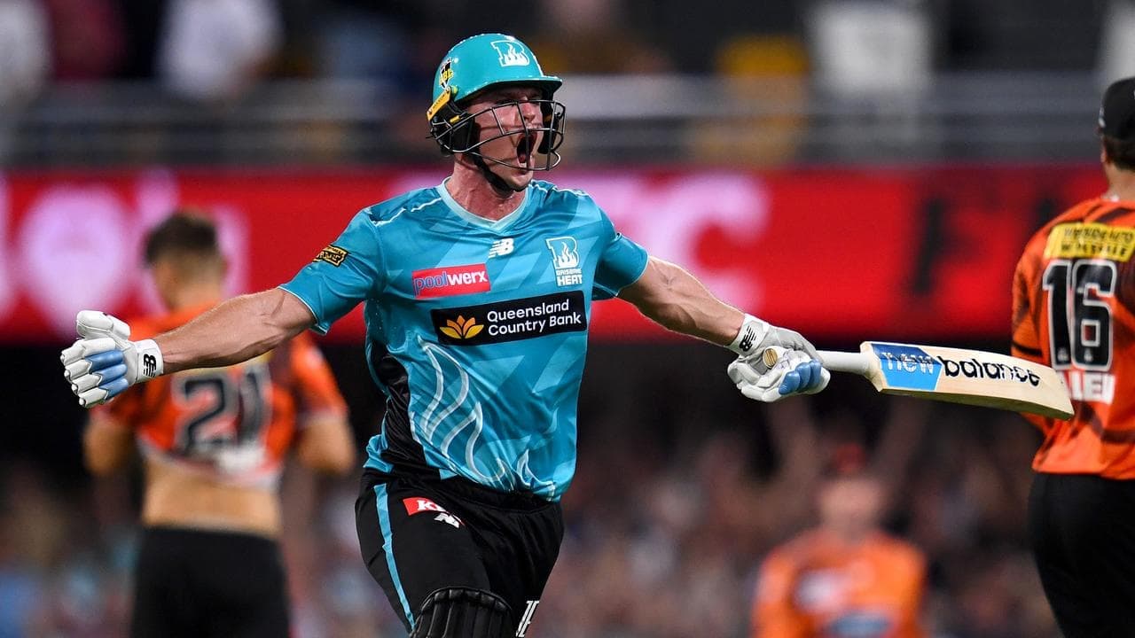 Heat down Scorchers in record-breaking 515-run thriller