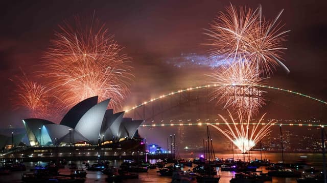 Bridge to shine with message of peace for New Year