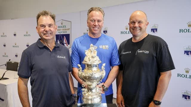 Sydney to Hobart pays tribute to Bondi victims