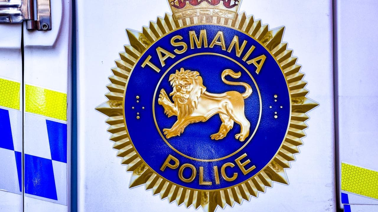 Woman dies in glider crash, pilot taken to hospital