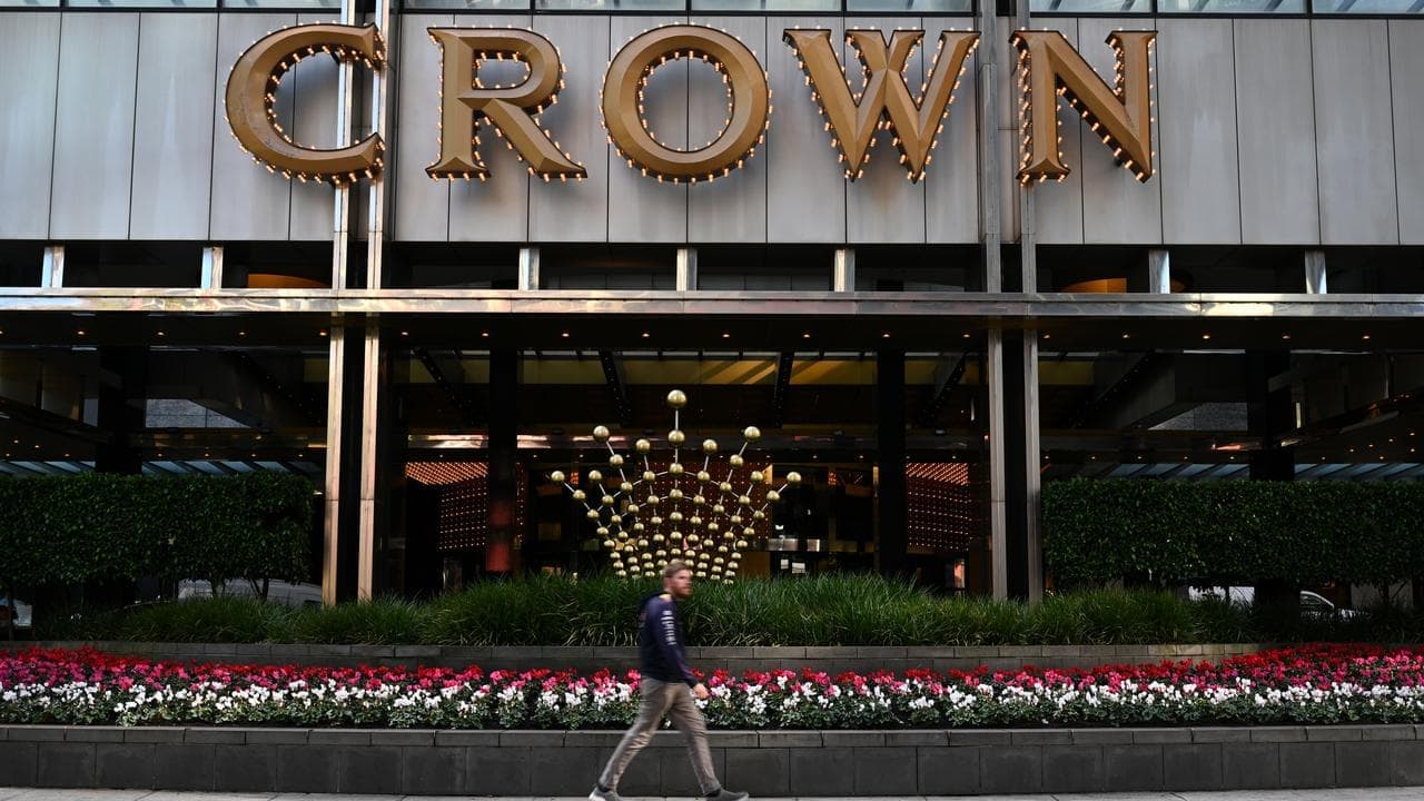 Crown casino faces NYE strike amid pay dispute