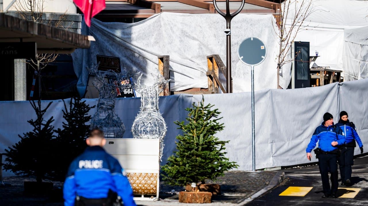 'About 40' killed in Swiss ski resort bar fire