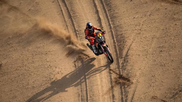 'Wasn't feeling great': Chucky chases teammate in Dakar