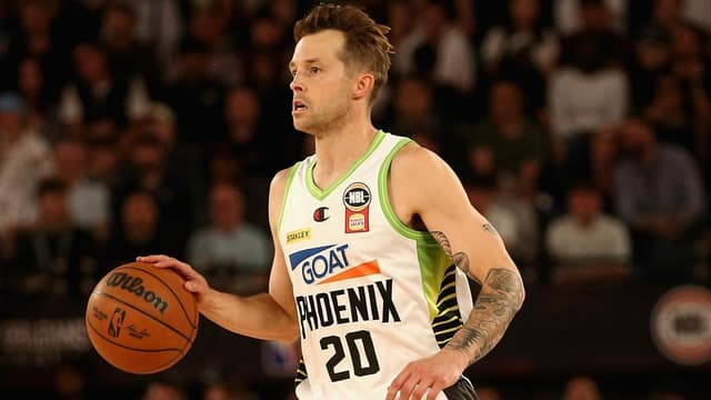Phoenix edge NBL title rivals in fast-paced shootout
