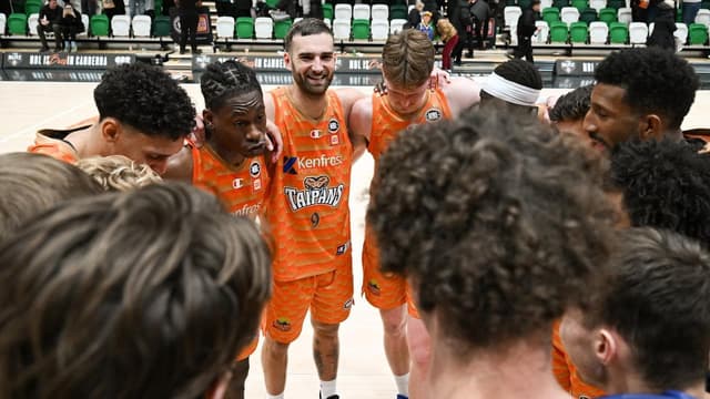 Cyclone threat forces Taipans-Bullets postponement